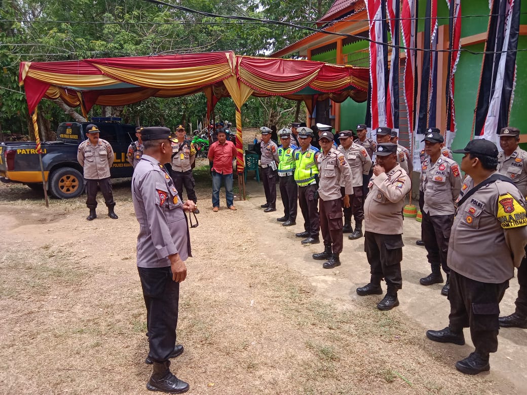 73 Personil Polres Disiagakan Pengamanan Event Pacu Jalur Tradisional Kecamatan Inuman 2023